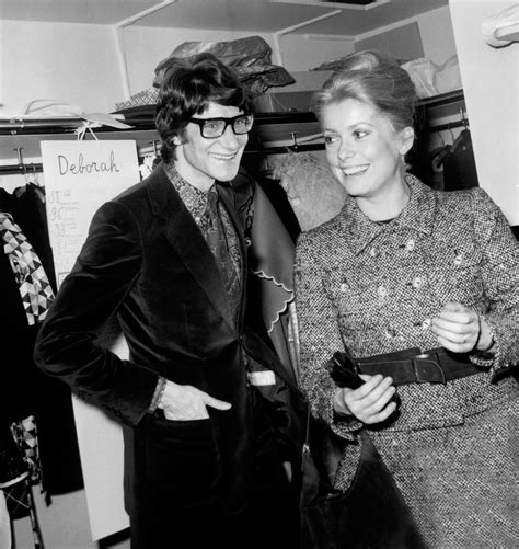 catherine deneuve et yves saint laurent|Deneuve et Saint Laurent, leur belle histoire dans les .